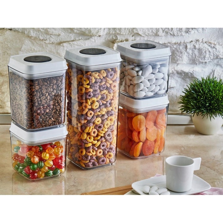 Recipient hermetic pentru alimente CRALEX Nesta, 900 ml, Alb, Cu buton de sigilare, Fara BPA, Rezistent la apa