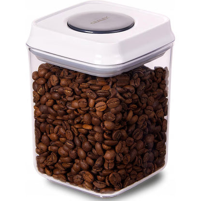 Recipient hermetic pentru alimente CRALEX Nesta, 900 ml, Alb, Cu buton de sigilare, Fara BPA, Rezistent la apa