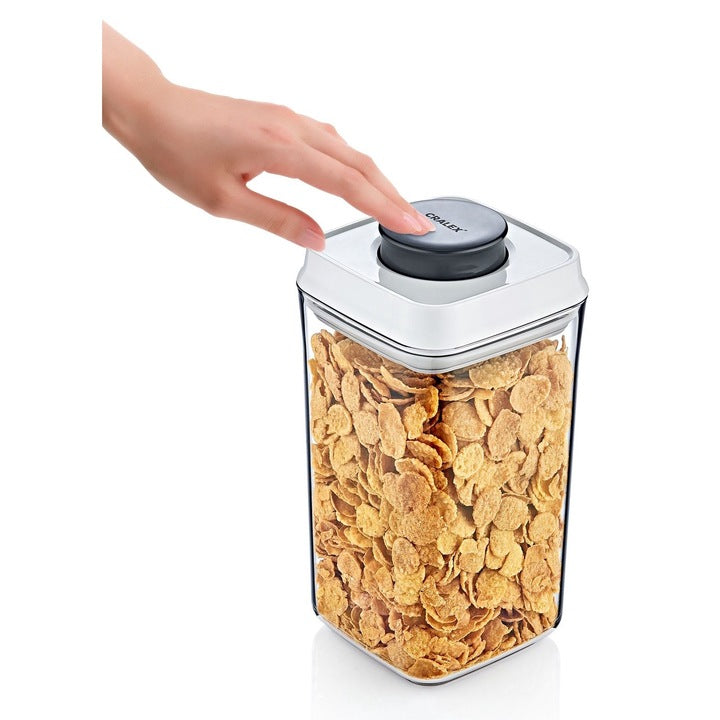 Recipient hermetic pentru alimente CRALEX Nesta, 1,7 L, Alb, Cu buton de sigilare, Fara BPA, Rezistent la apa